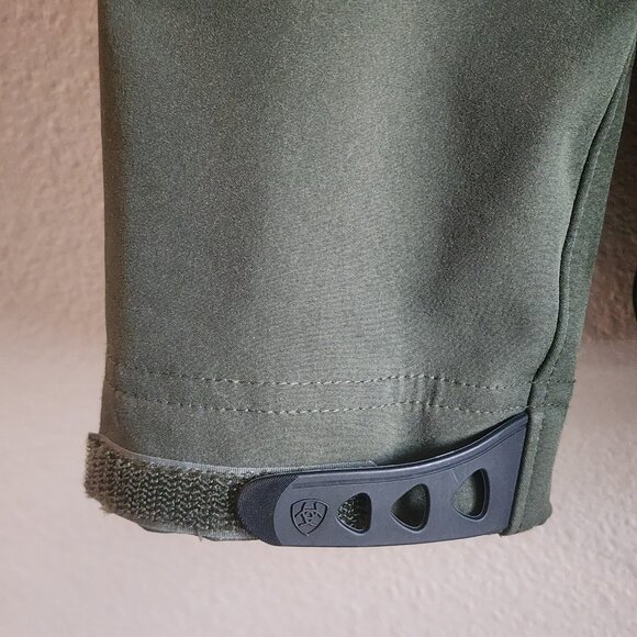 Ariat Logo 2.0 Softshell Jacket Mens 3XL Green Wind Water Resistant Western - Picture 6 of 16